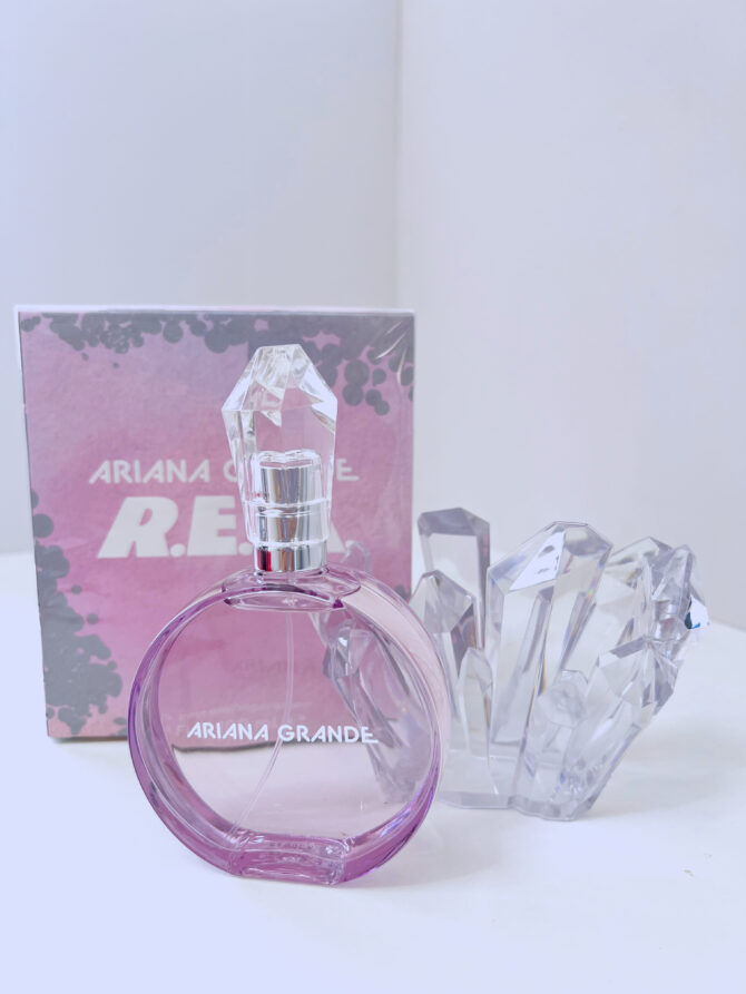 R.E.M de Ariana Grande
