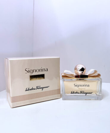 Signorina Eleganza de Salvatore Ferragamo