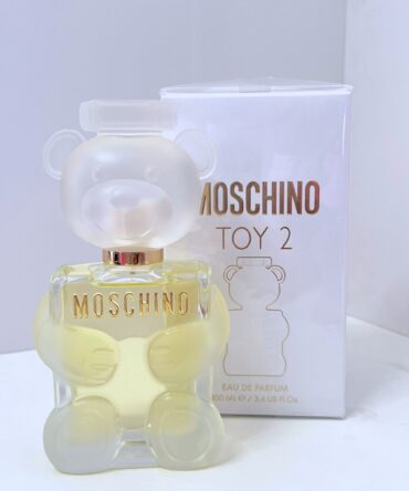 Toy 2 de Moschino