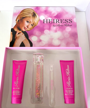 Set Heiress de Paris Hilton