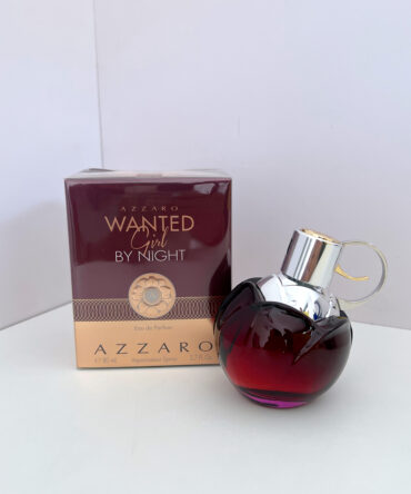 Wanted Girl By Night de Azzaro