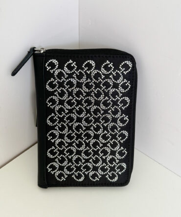 Porta Pasaporte Guess