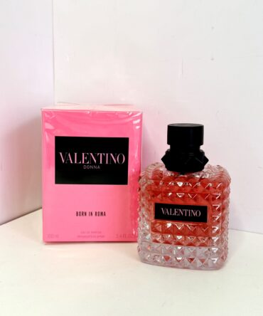 Valentino Donna Born In Roma