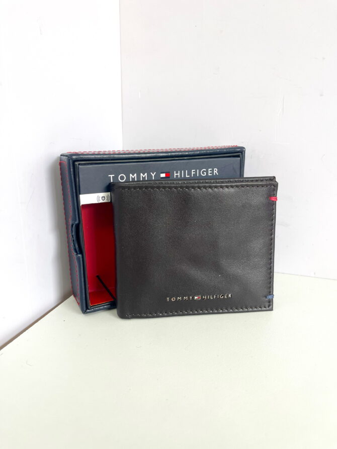 Billetera Tommy Hilfiger cod 22