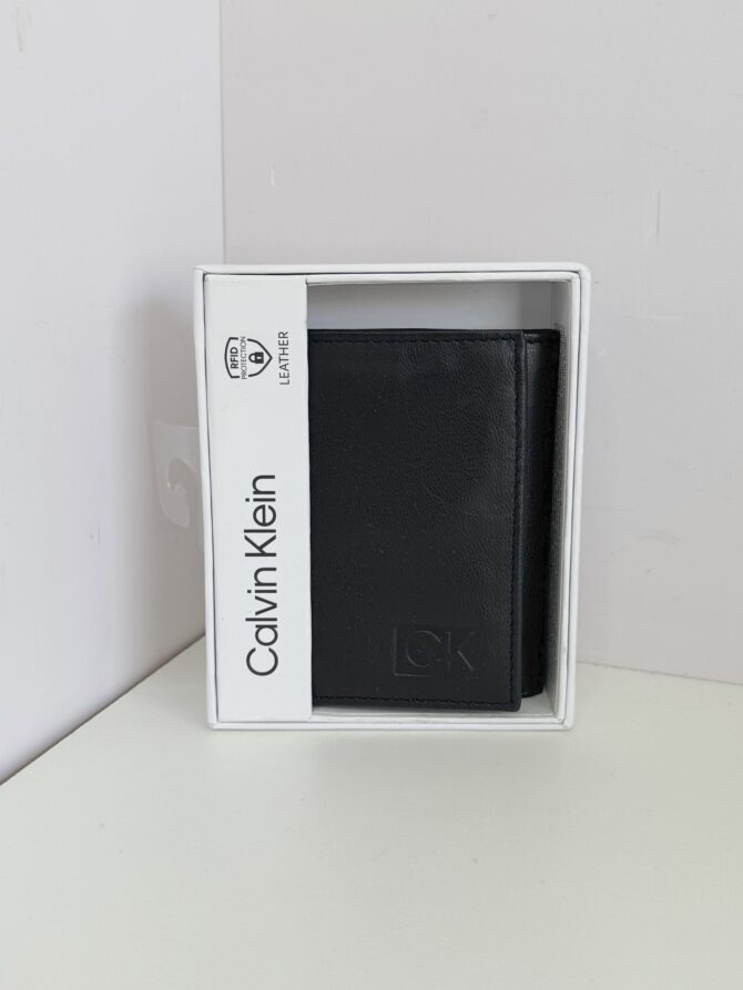Billetera Calvin klein cod 32