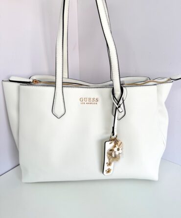 Cartera Guess Jennice