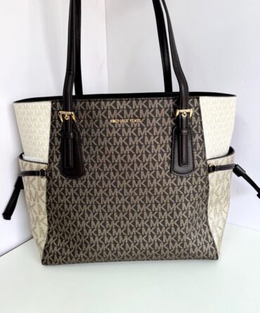 Cartera Michael Kors Voyager